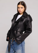 SHORT TRENCH IN VERA PELLE MARTELLATA