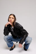 TRENCH SHORT IN GENUINE HAMMERED LEATHER