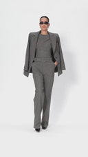 Fury supervisionou a jaqueta