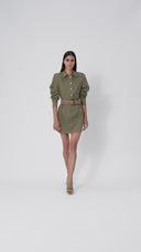 Sukienka w centrum miasta